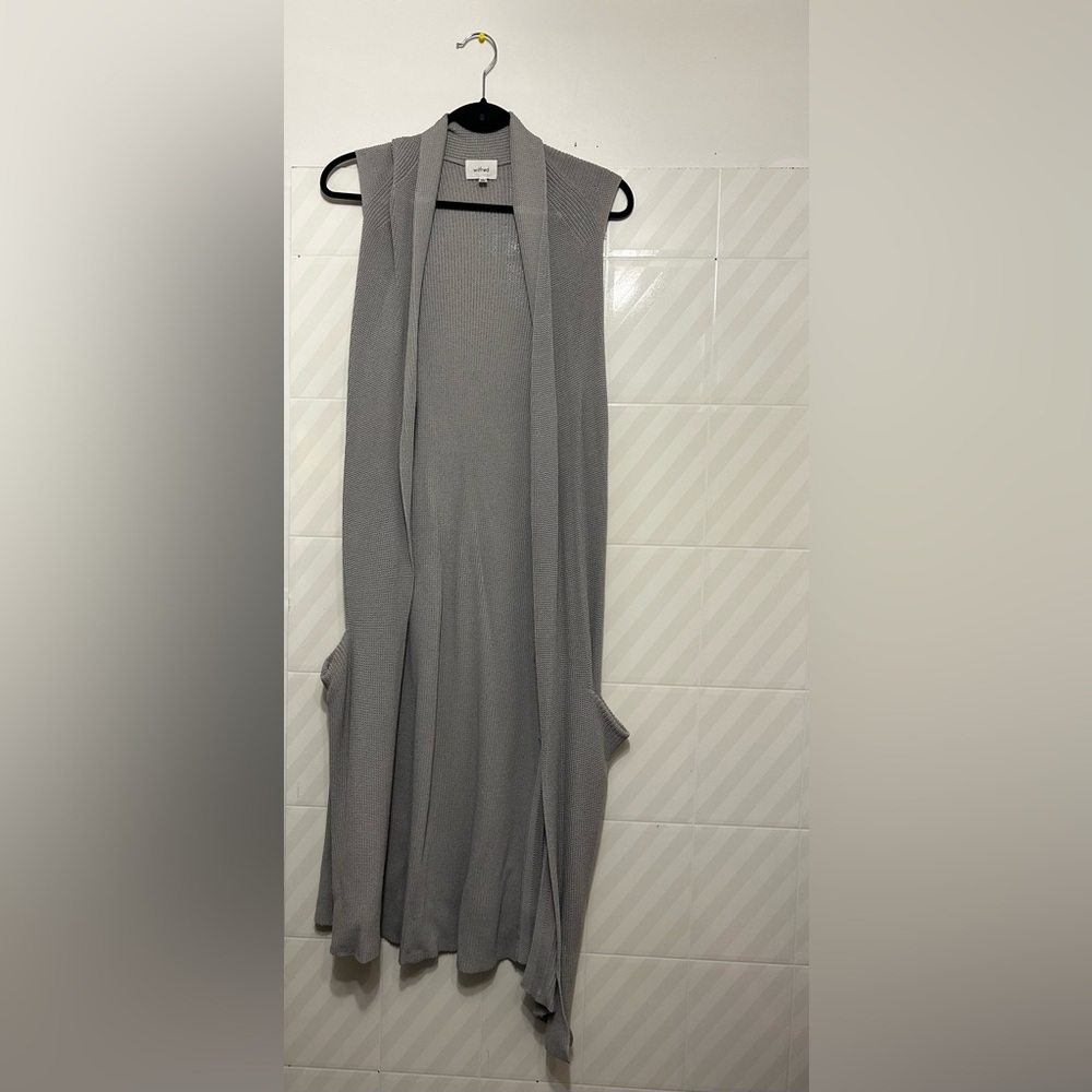 Wilfred Gray Sleeveless Sweater